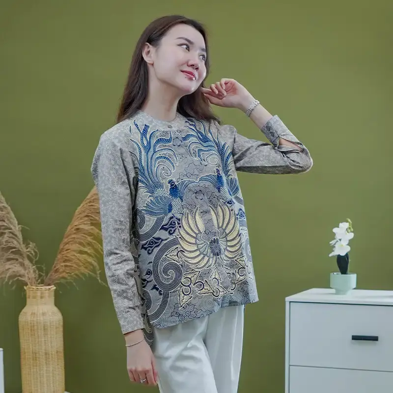 My Aksa Batik Wanita Blouse Suwargaloka Soft Grey - Image 2